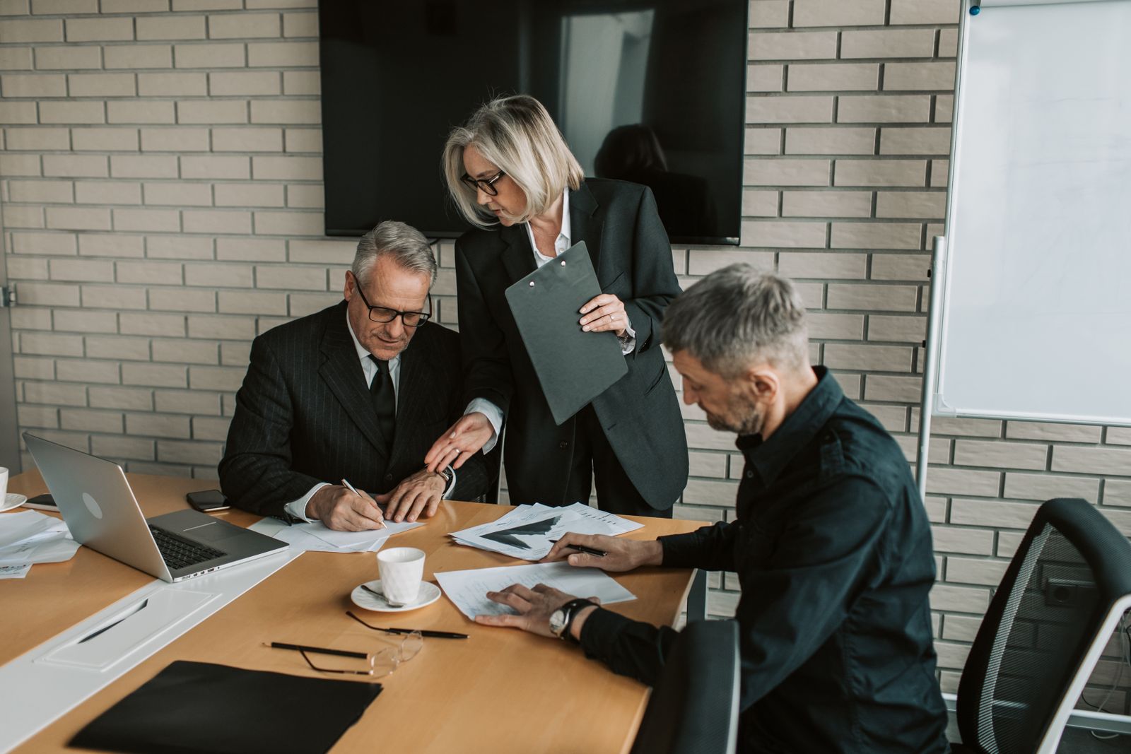 Executive Search & Leadership Hiring